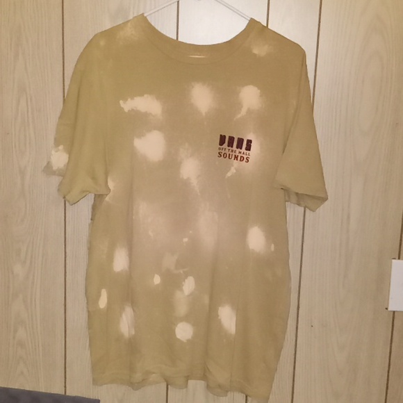 Vans Other - Beige VANS "Off The Wall Sounds" Snake T-Shirt-Unisex